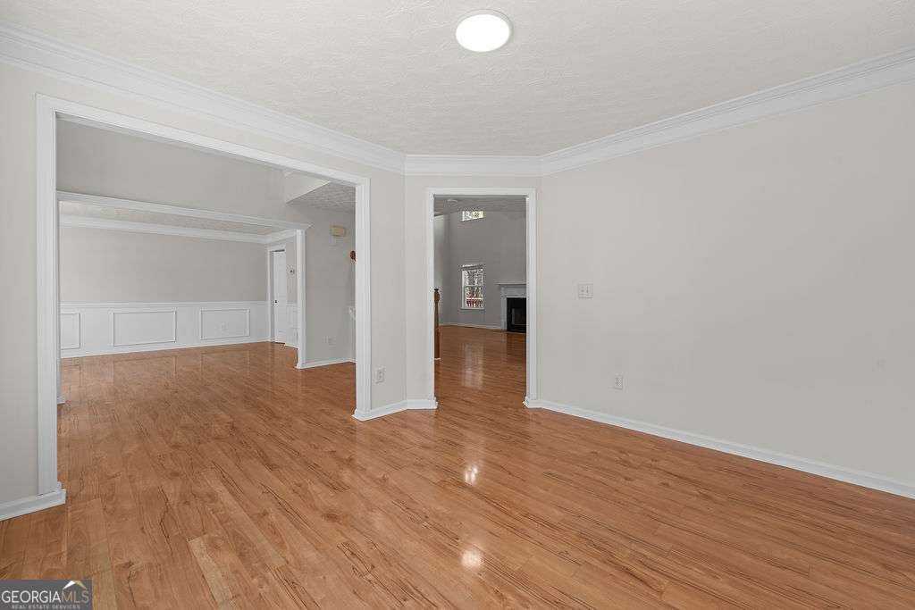 670 Roxford Ln Buford - Photo 10