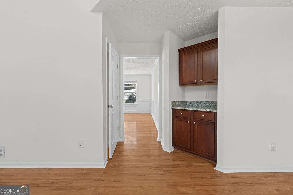 670 Roxford Ln Buford - Photo 13