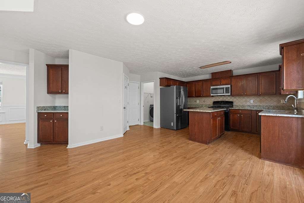 670 Roxford Ln Buford - Photo 18