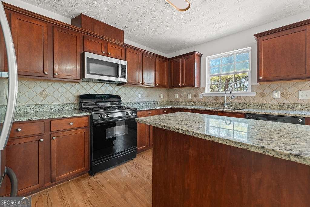 670 Roxford Ln Buford - Photo 20