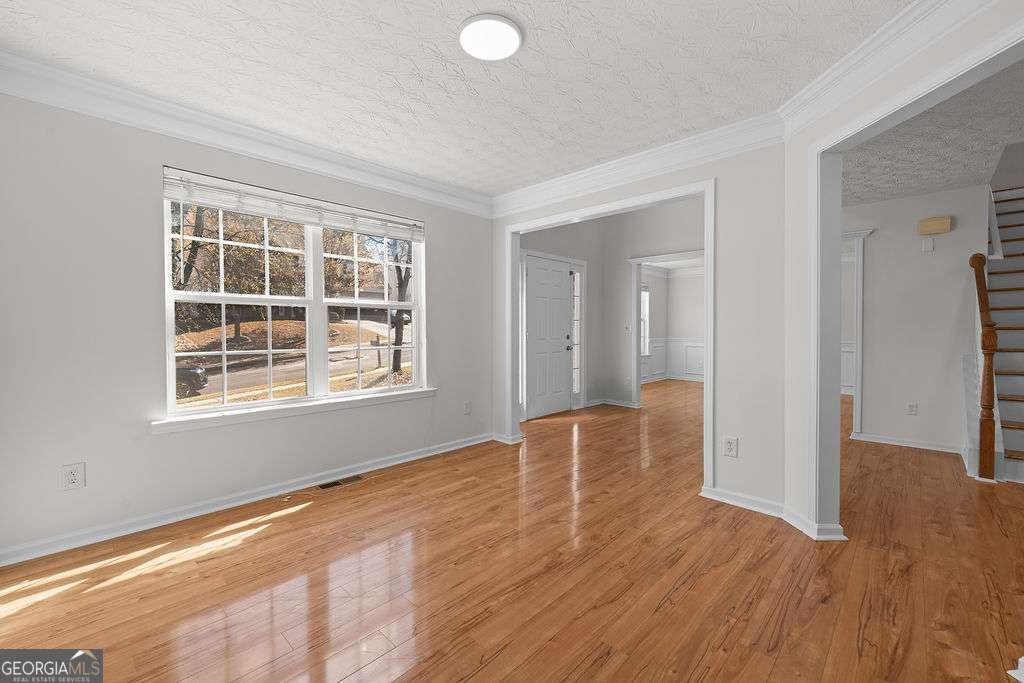 670 Roxford Ln Buford - Photo 9