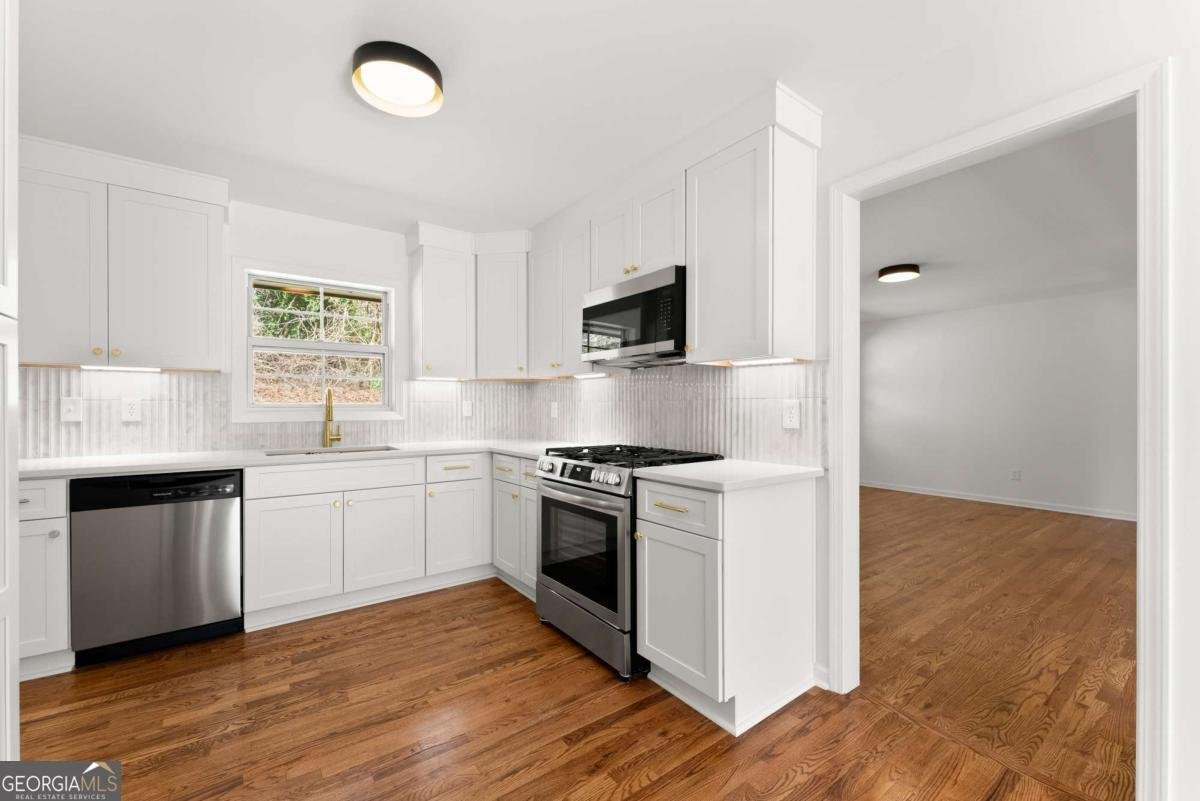 698 Holly Drive Gainesville - Photo 16