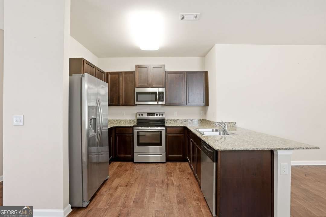 813 Blue Hill Lane Atlanta - Photo 6