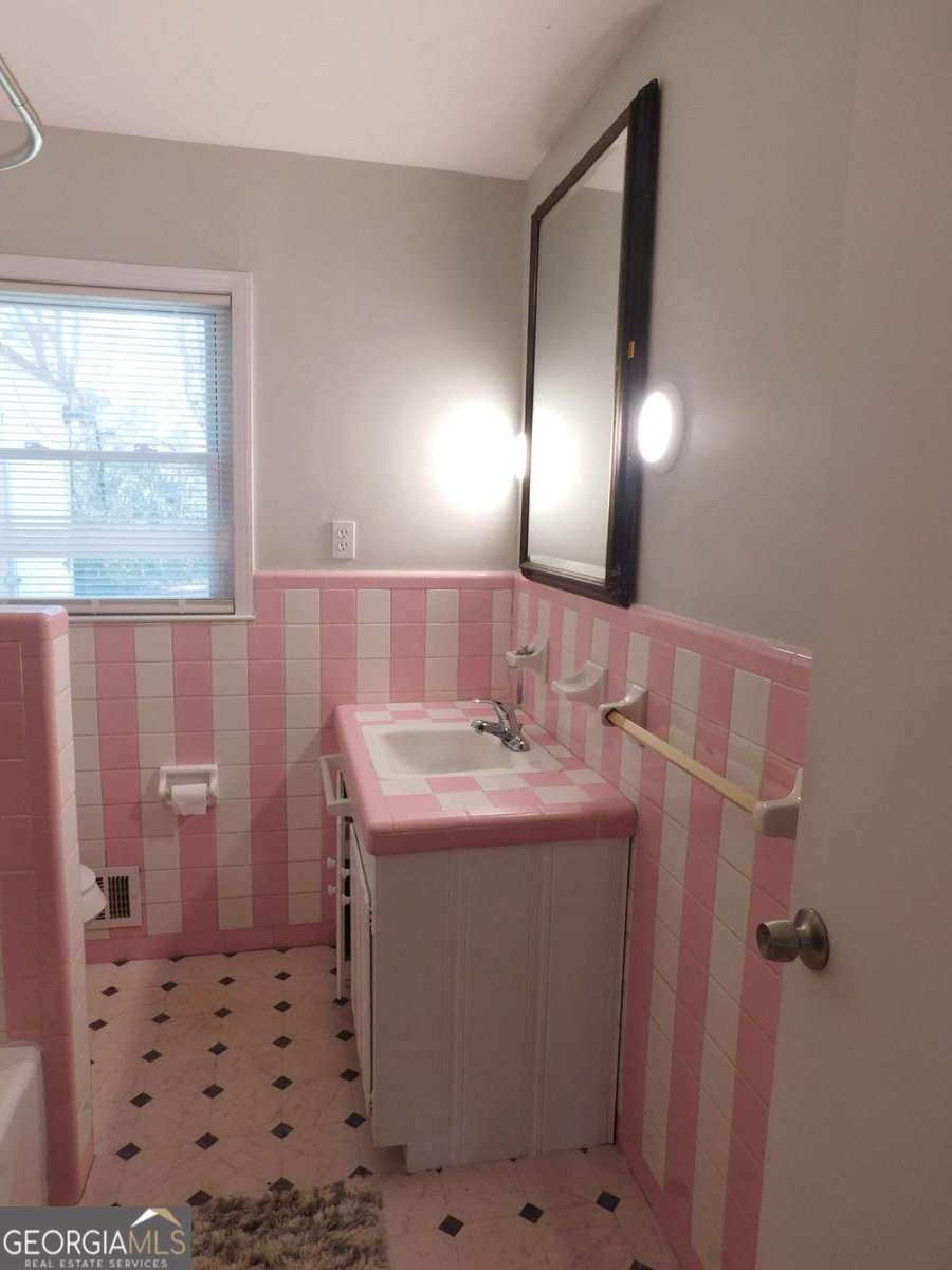 311 Bryant Road Monroe - Photo 11