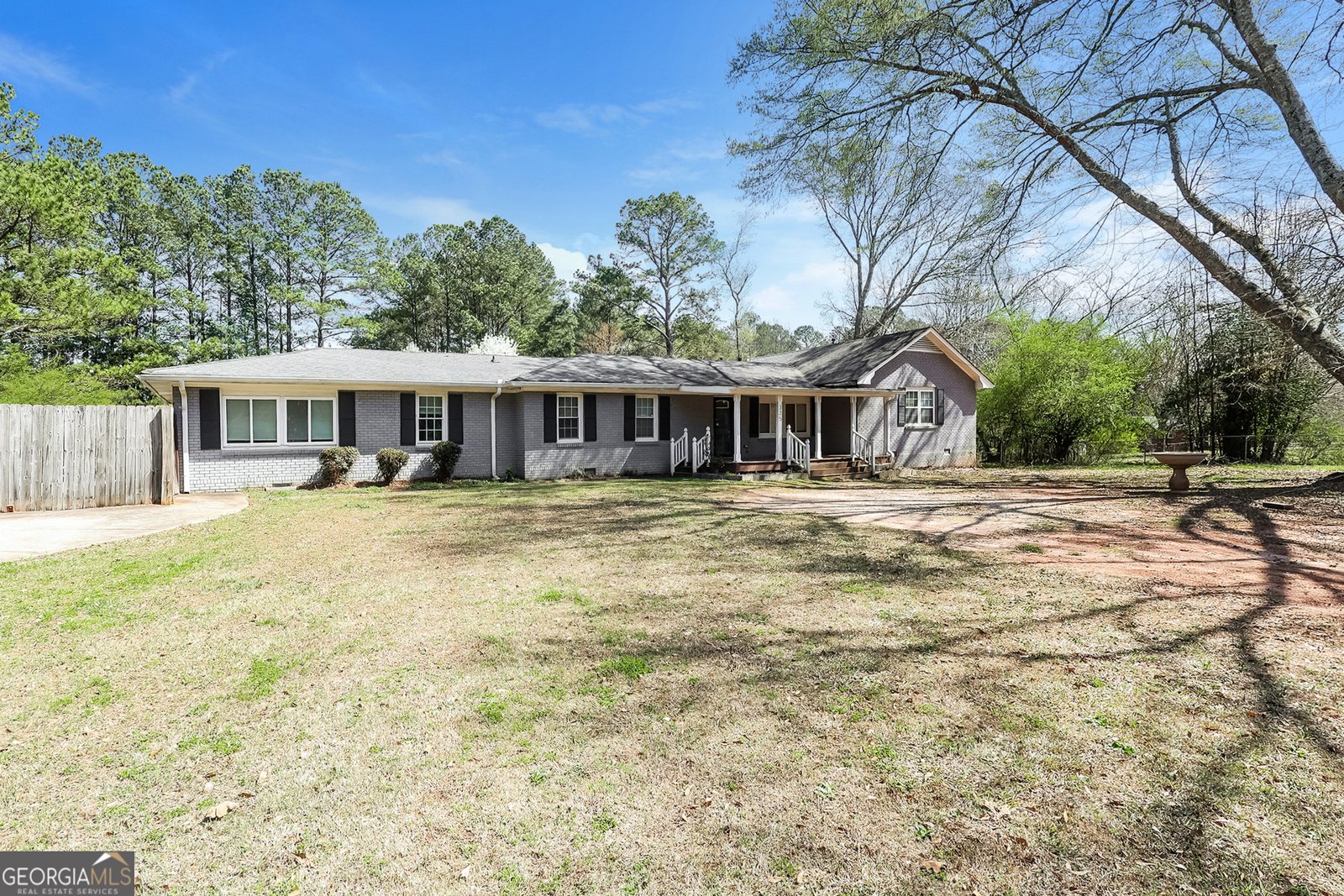 325 Longview Road Fayetteville - Photo 1