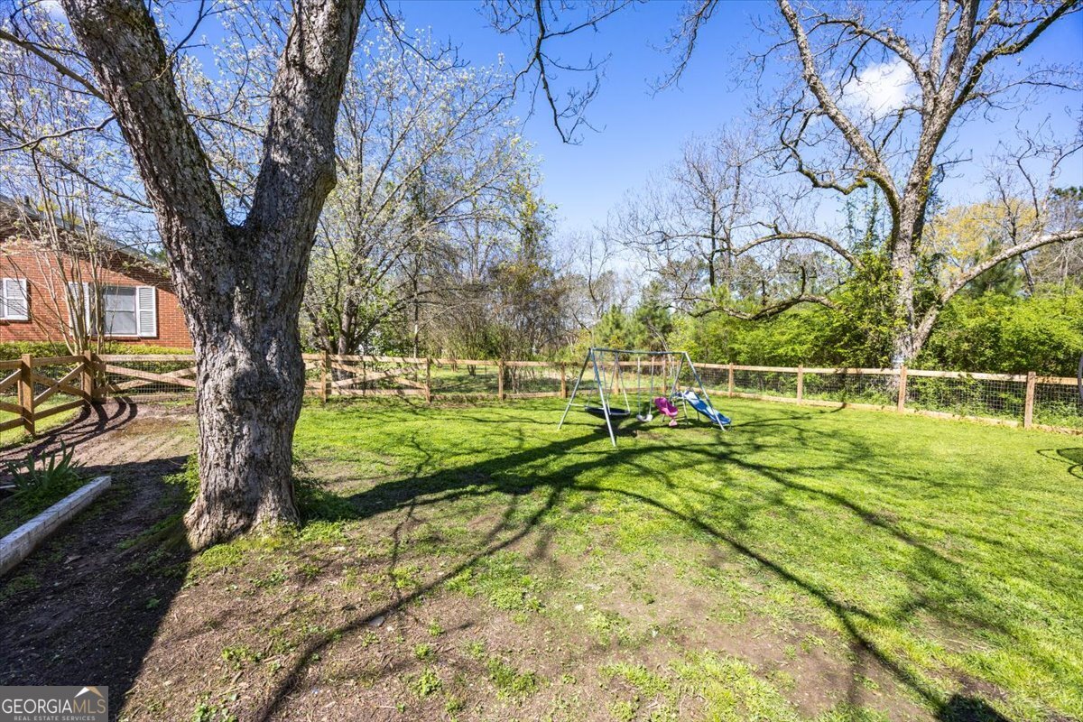 163 Grove Street Barnesville - Photo 19