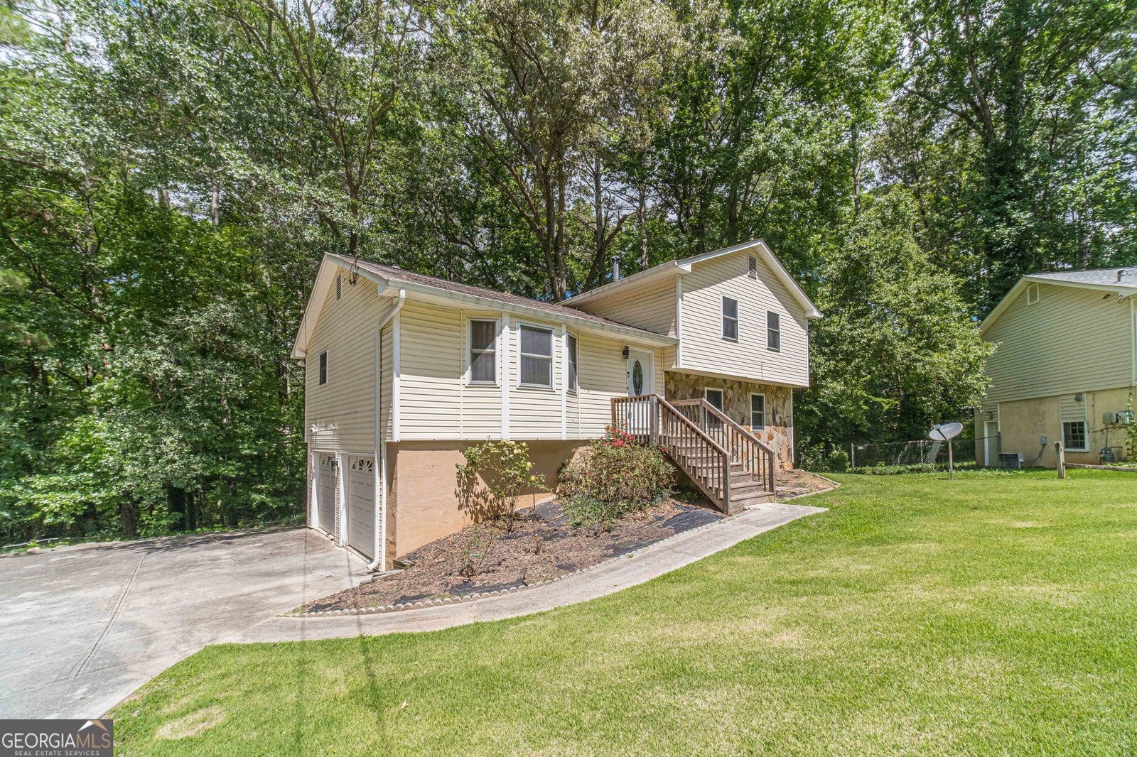 2645 Holly Berry Trail Snellville - Photo 6