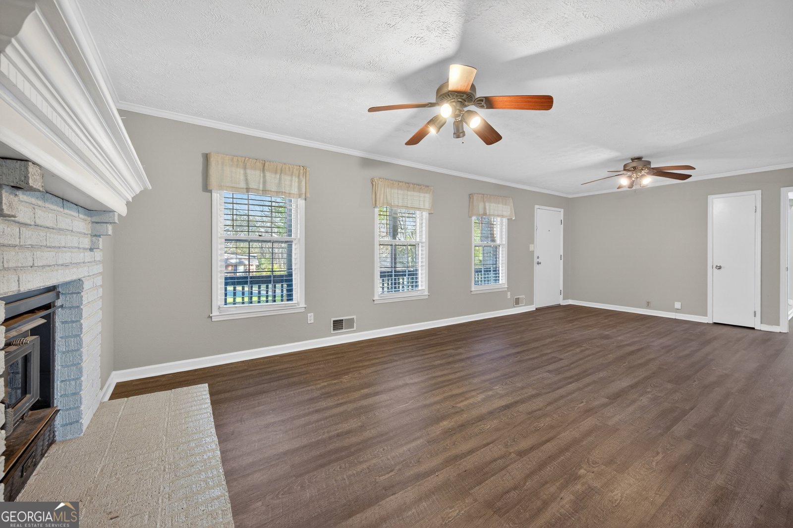 4031 Chestnut Drive Flowery Branch - Photo 6