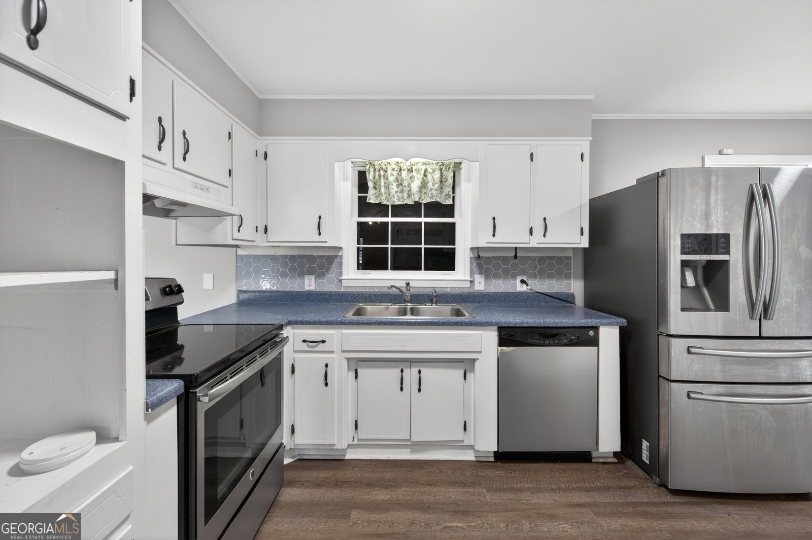 4031 Chestnut Drive Flowery Branch - Photo 9