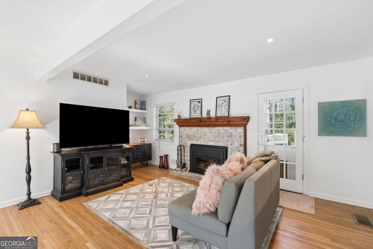 2478 Woodacres Road Atlanta - Photo 10