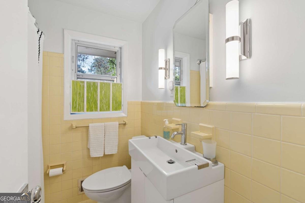 2478 Woodacres Road Atlanta - Photo 19