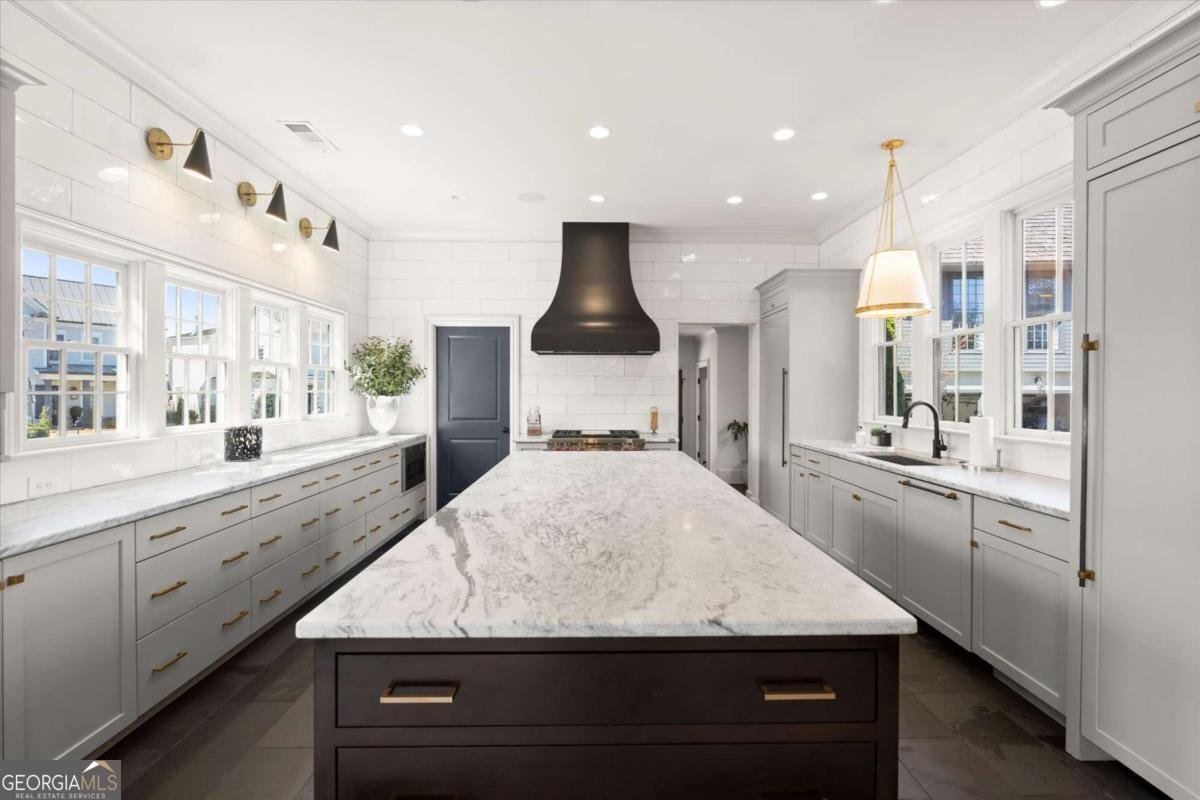 6835 Colfax Avenue Cumming - Photo 10