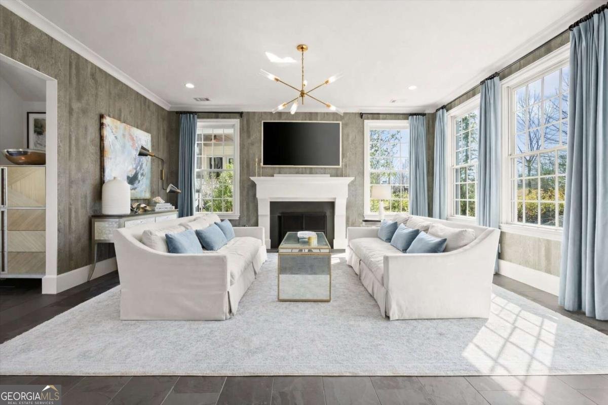 6835 Colfax Avenue Cumming - Photo 12