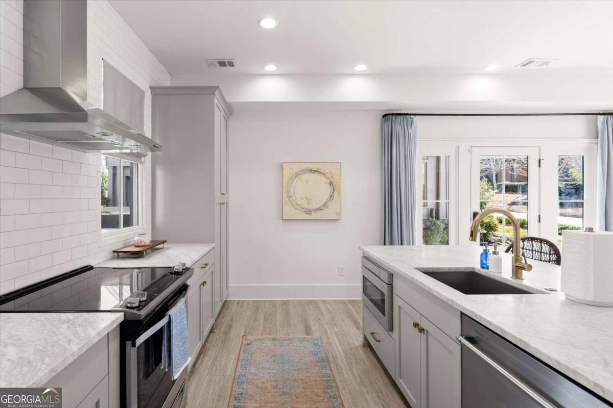 6835 Colfax Avenue Cumming - Photo 37