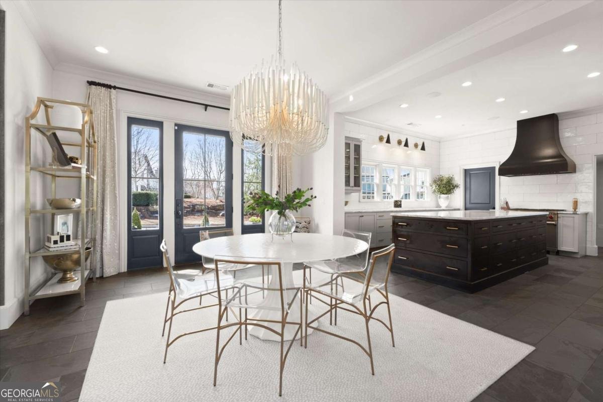 6835 Colfax Avenue Cumming - Photo 8