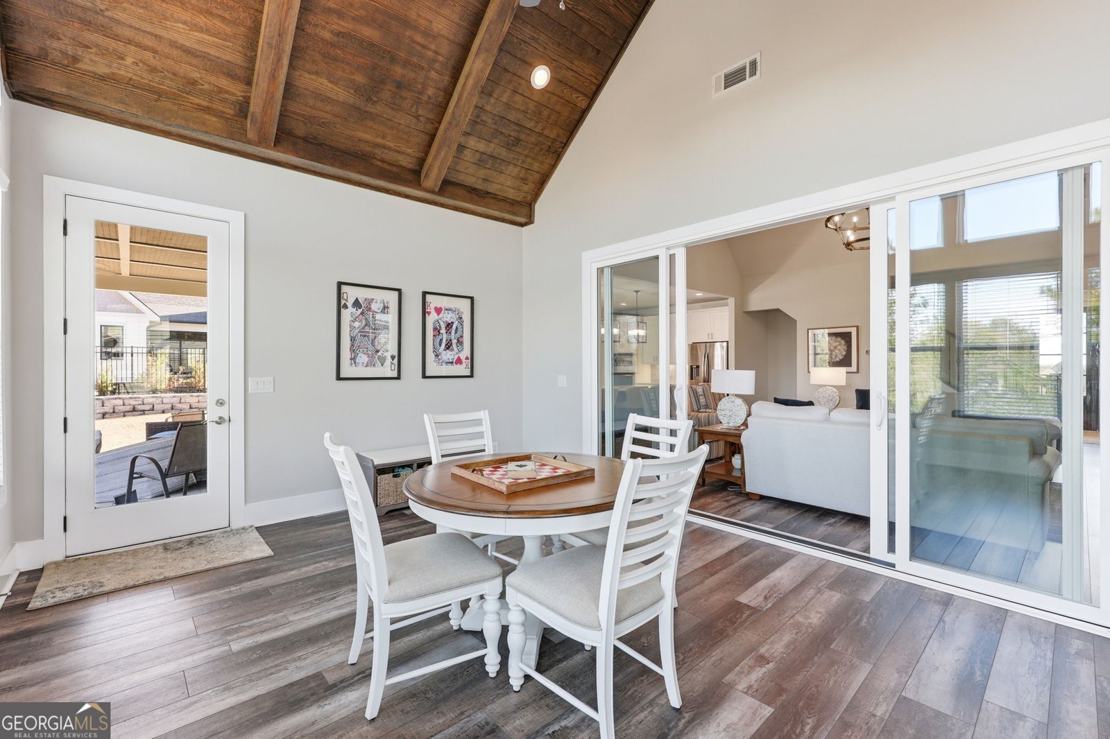 6878 Bluff Court Gainesville - Photo 12