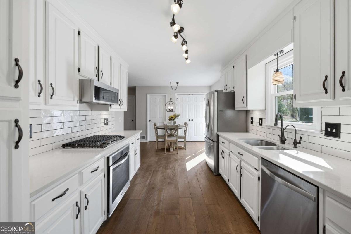 290 Oakmere Drive Alpharetta - Photo 12