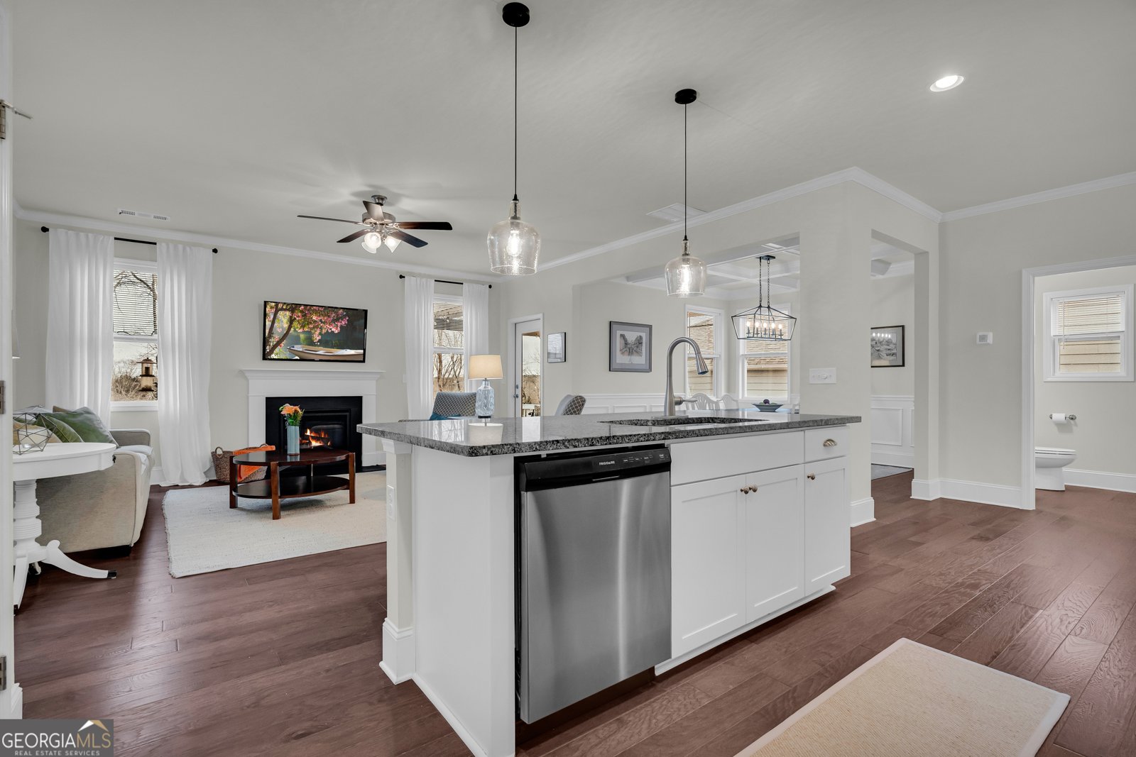 6445 Crosscreek Lane Flowery Branch - Photo 13