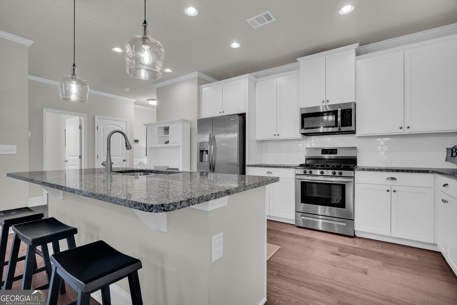 6445 Crosscreek Lane Flowery Branch - Photo 14