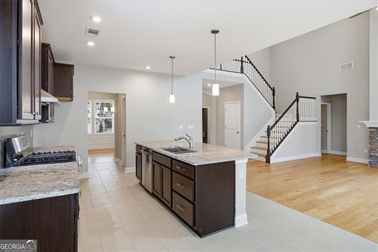 7970 Welch Mill Ball Ground - Photo 16