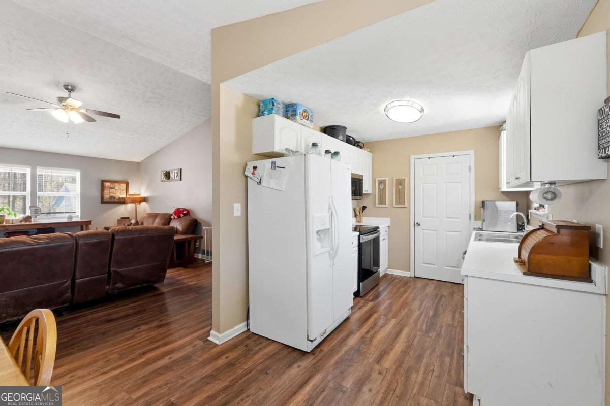 328 Highland Estate Commerce - Photo 15