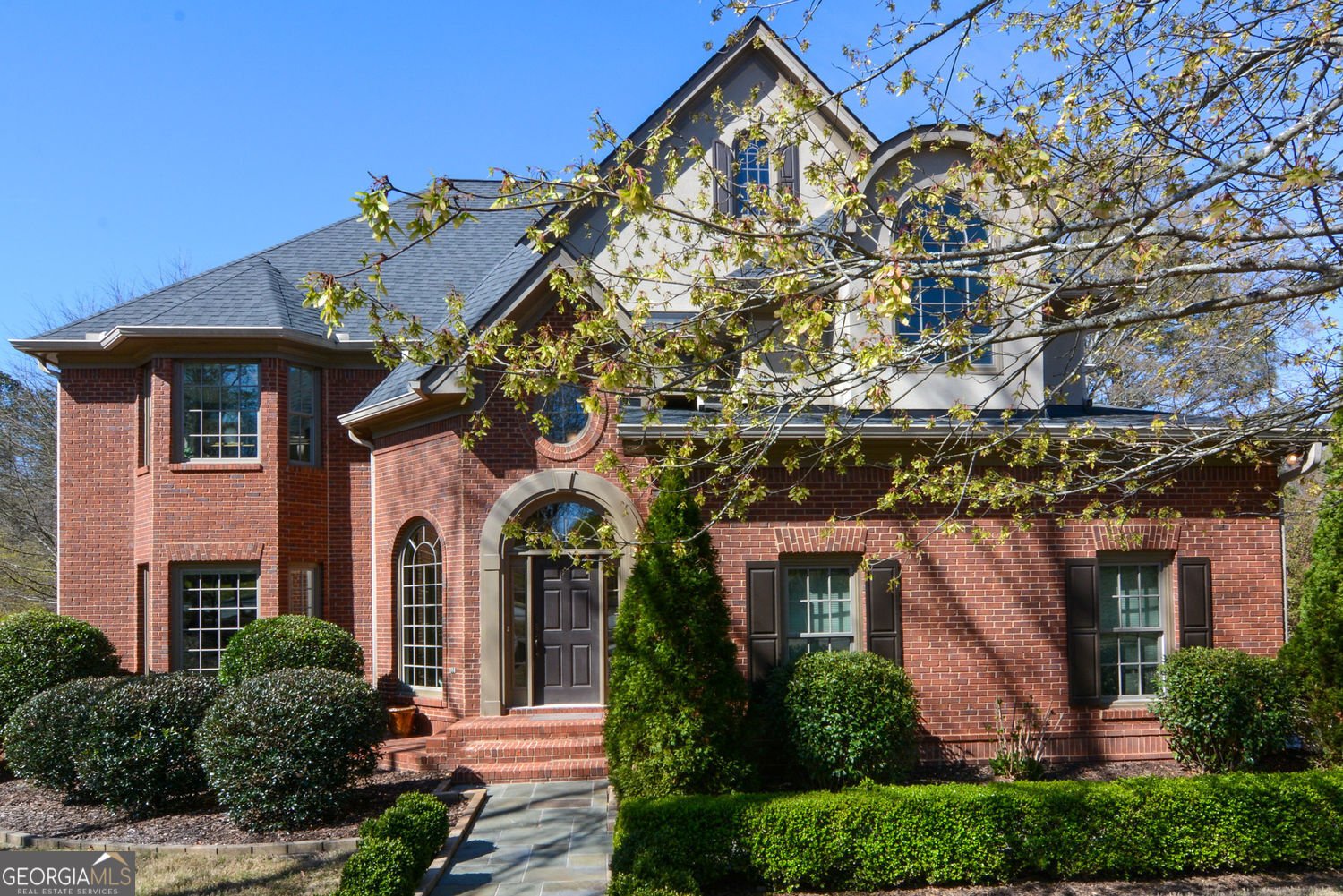 4020 Royal Pennon Court Peachtree Corners - Photo 1