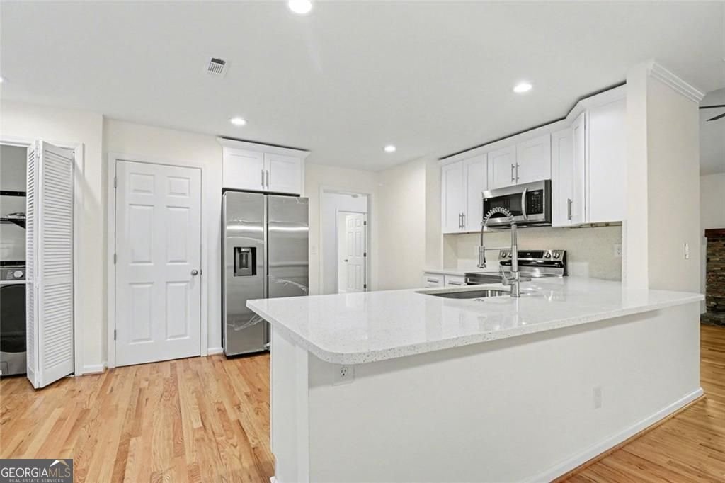 315 Laurel Lane Roswell - Photo 8