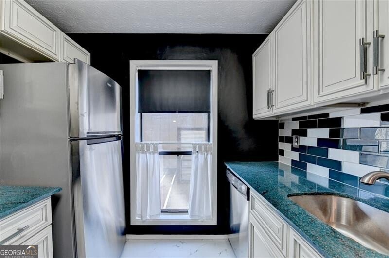 709 River Run Drive Atlanta - Photo 12