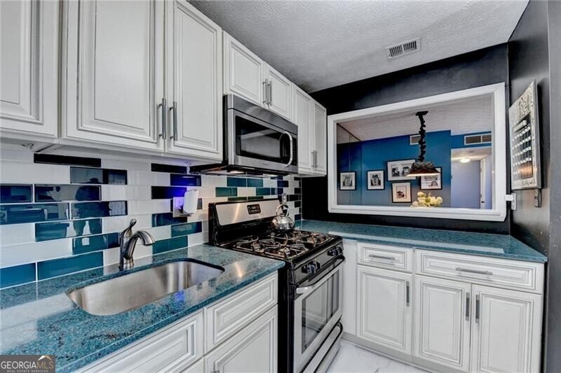 709 River Run Drive Atlanta - Photo 8