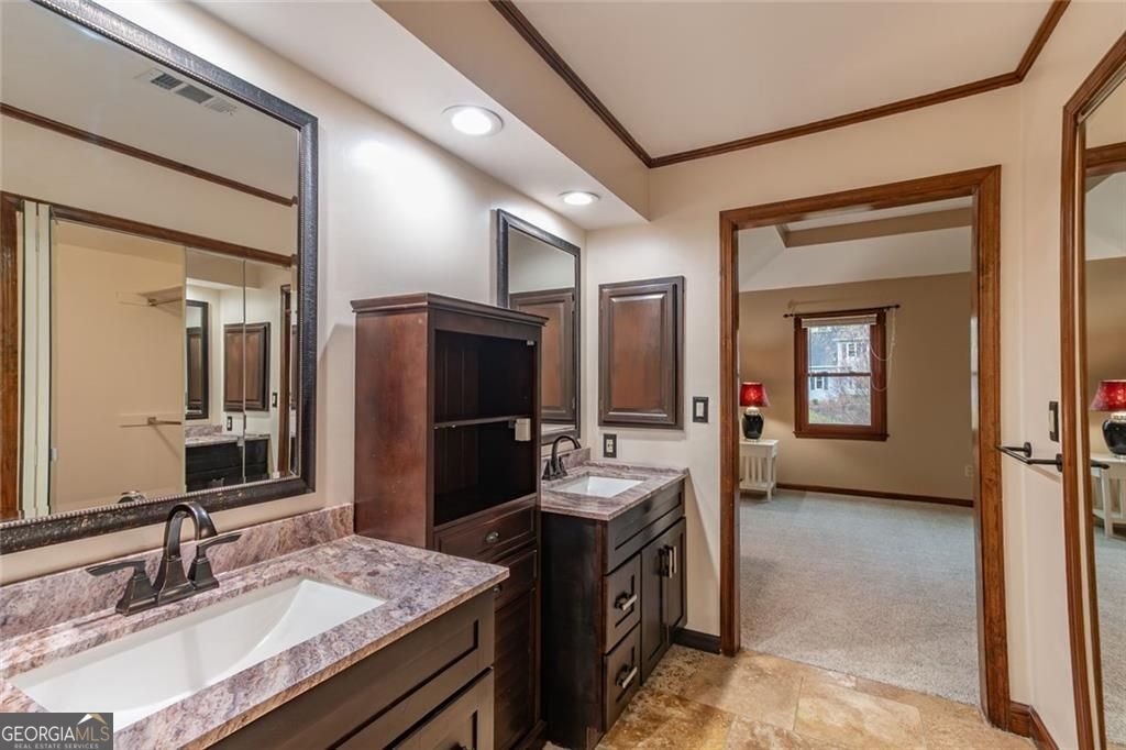 1377 Red Fox Run Lilburn - Photo 33