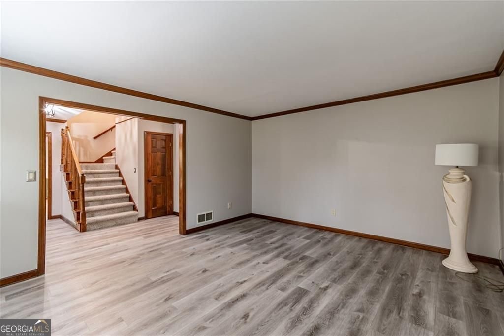 1377 Red Fox Run Lilburn - Photo 6