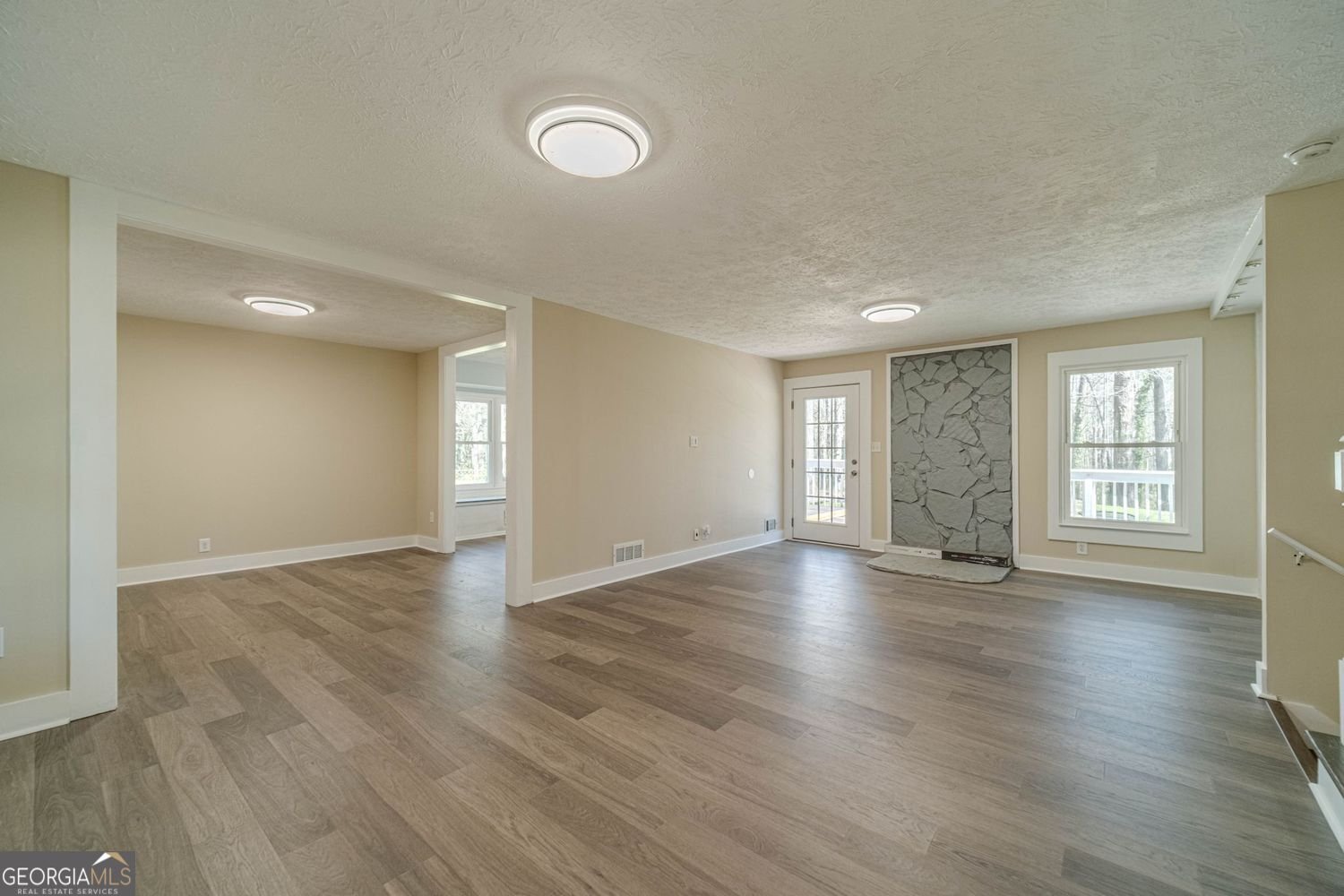 1086 Oak Road Lilburn - Photo 8