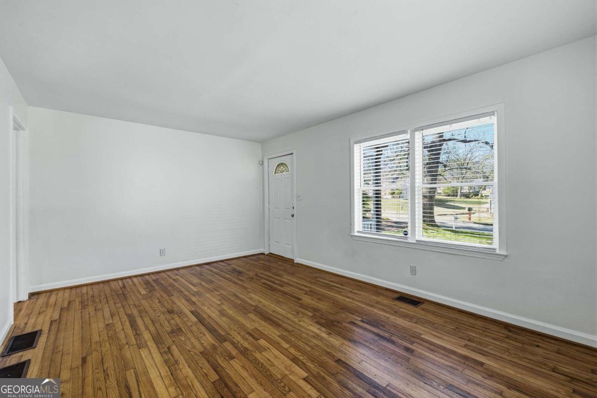 2583 Joyce Avenue Decatur - Photo 6