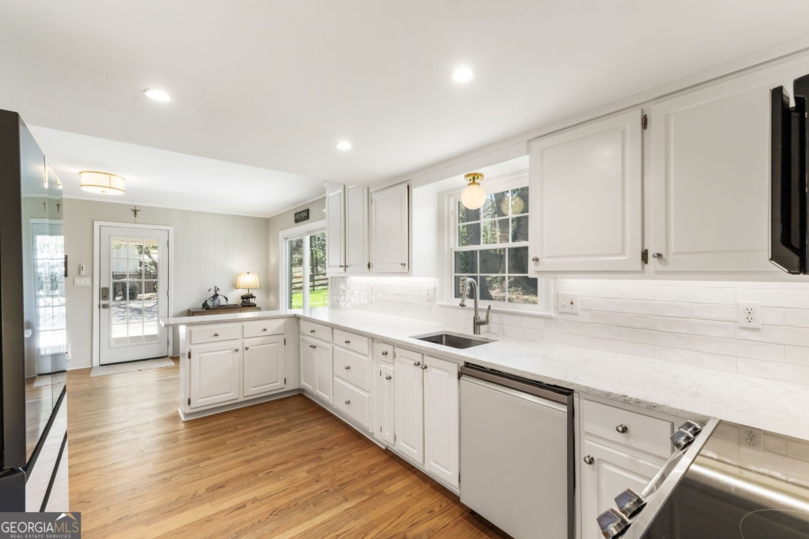 6482 Whispering Trail Sandy Springs - Photo 19