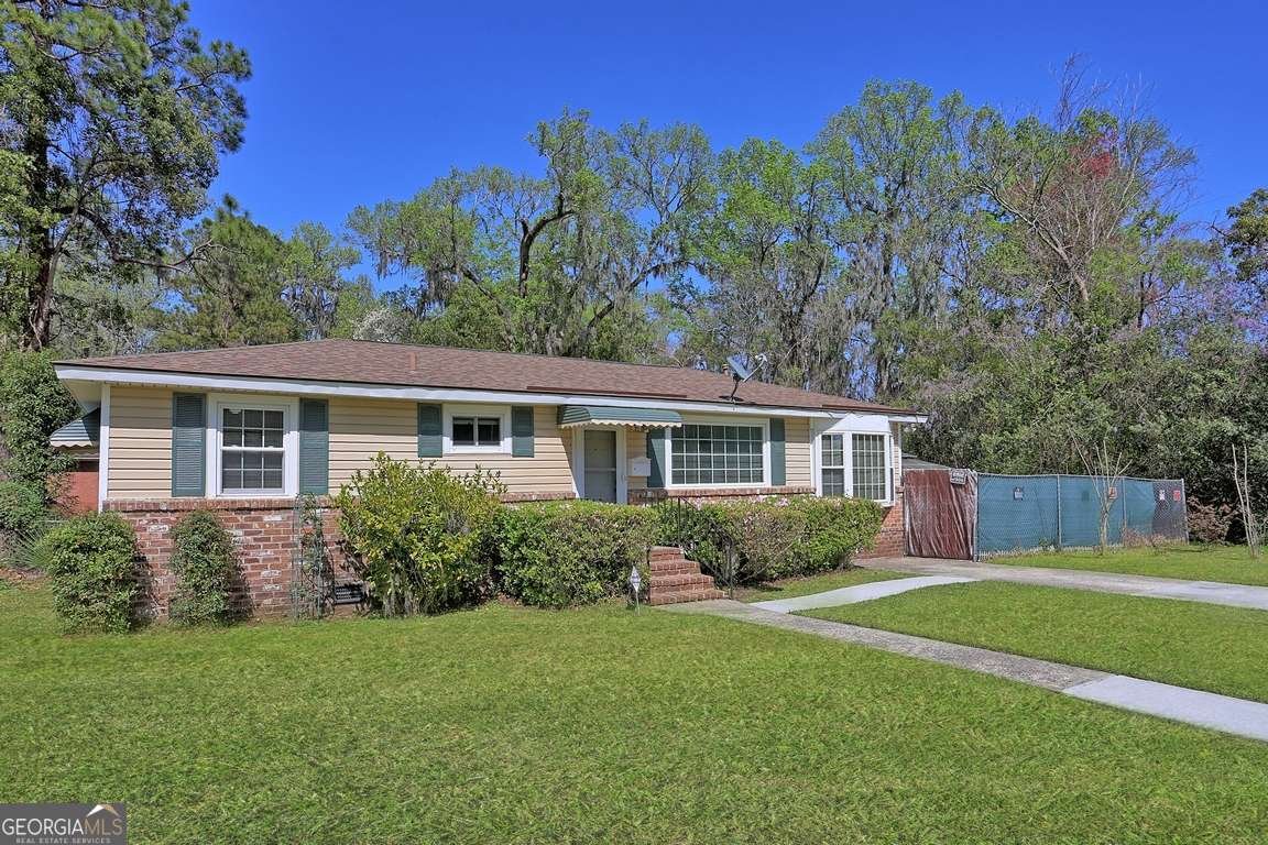 2444 39Th Street Savannah - Photo 7