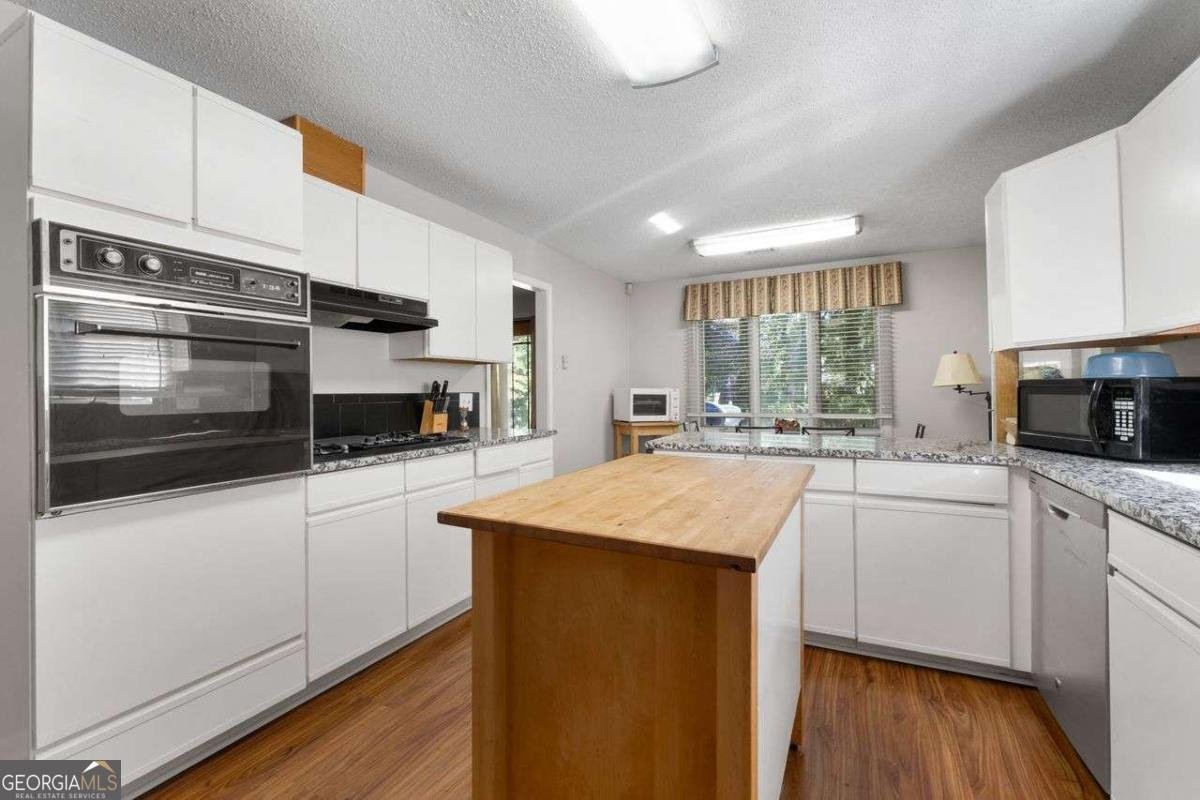 5934 DESHON Court Lithonia - Photo 27