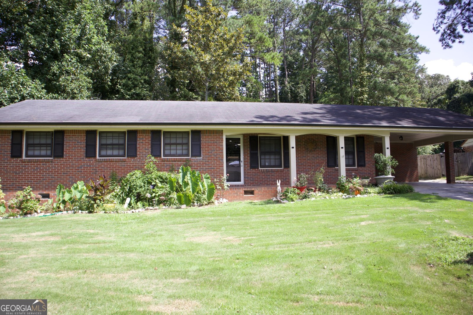 2586 Brandon Road Atlanta - Photo 1