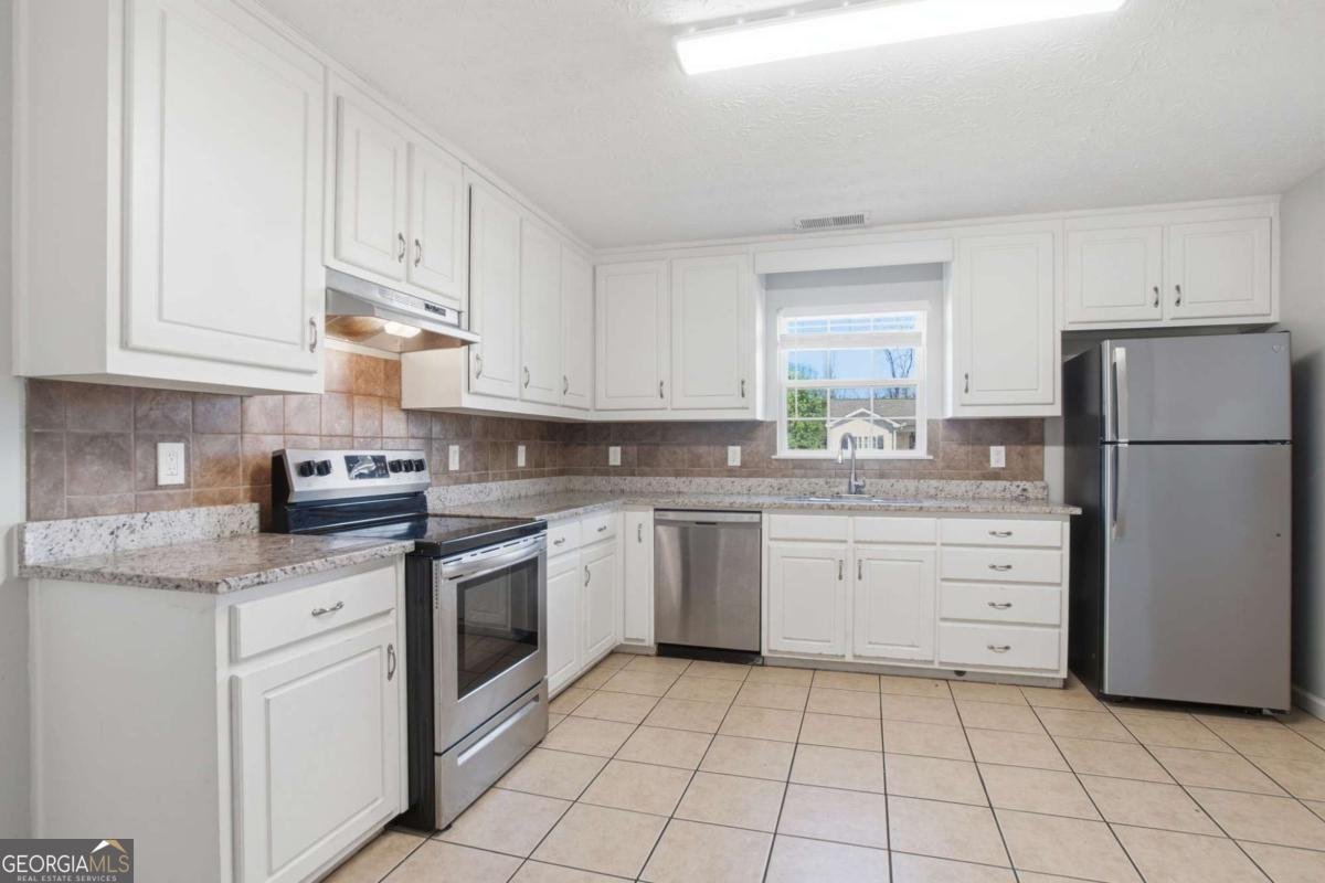 504 Dove Way Social Circle - Photo 9