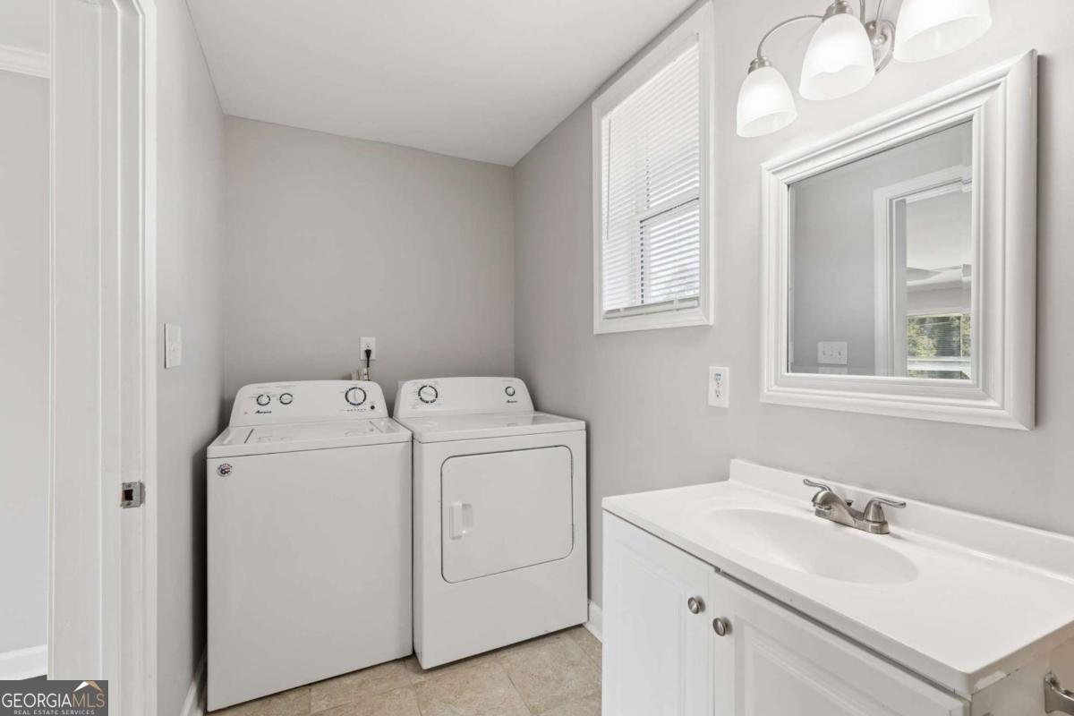 2411 Harvel Drive Atlanta - Photo 10