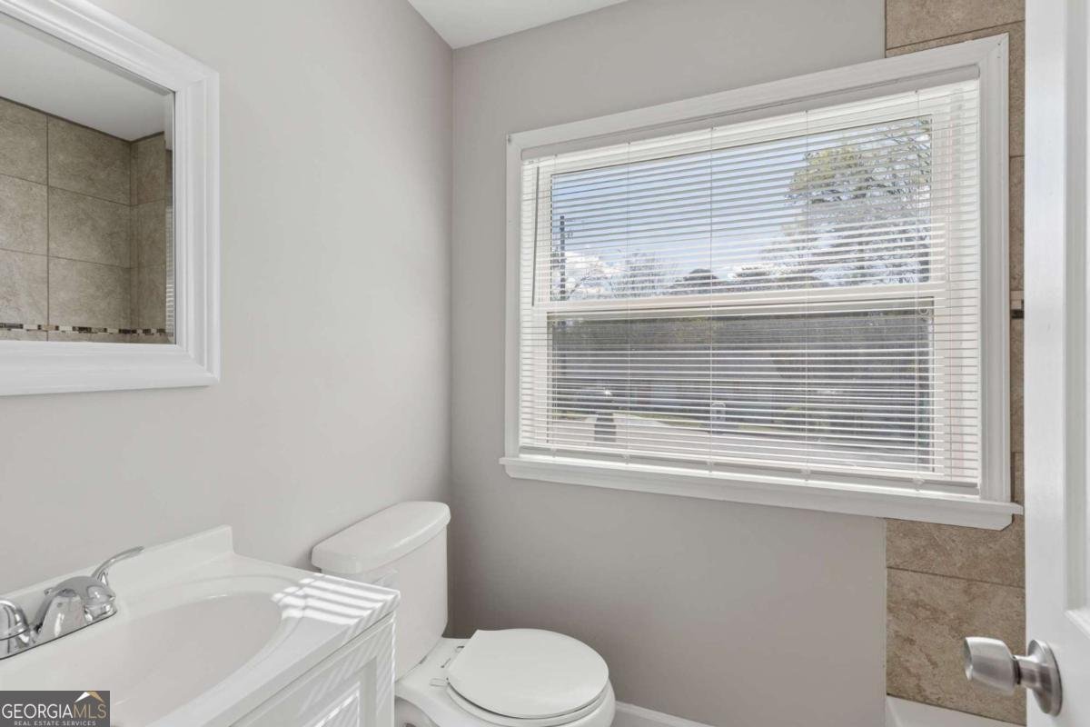 2411 Harvel Drive Atlanta - Photo 19