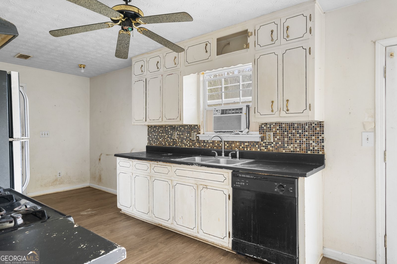 253 Deerfield Drive Jonesboro - Photo 6