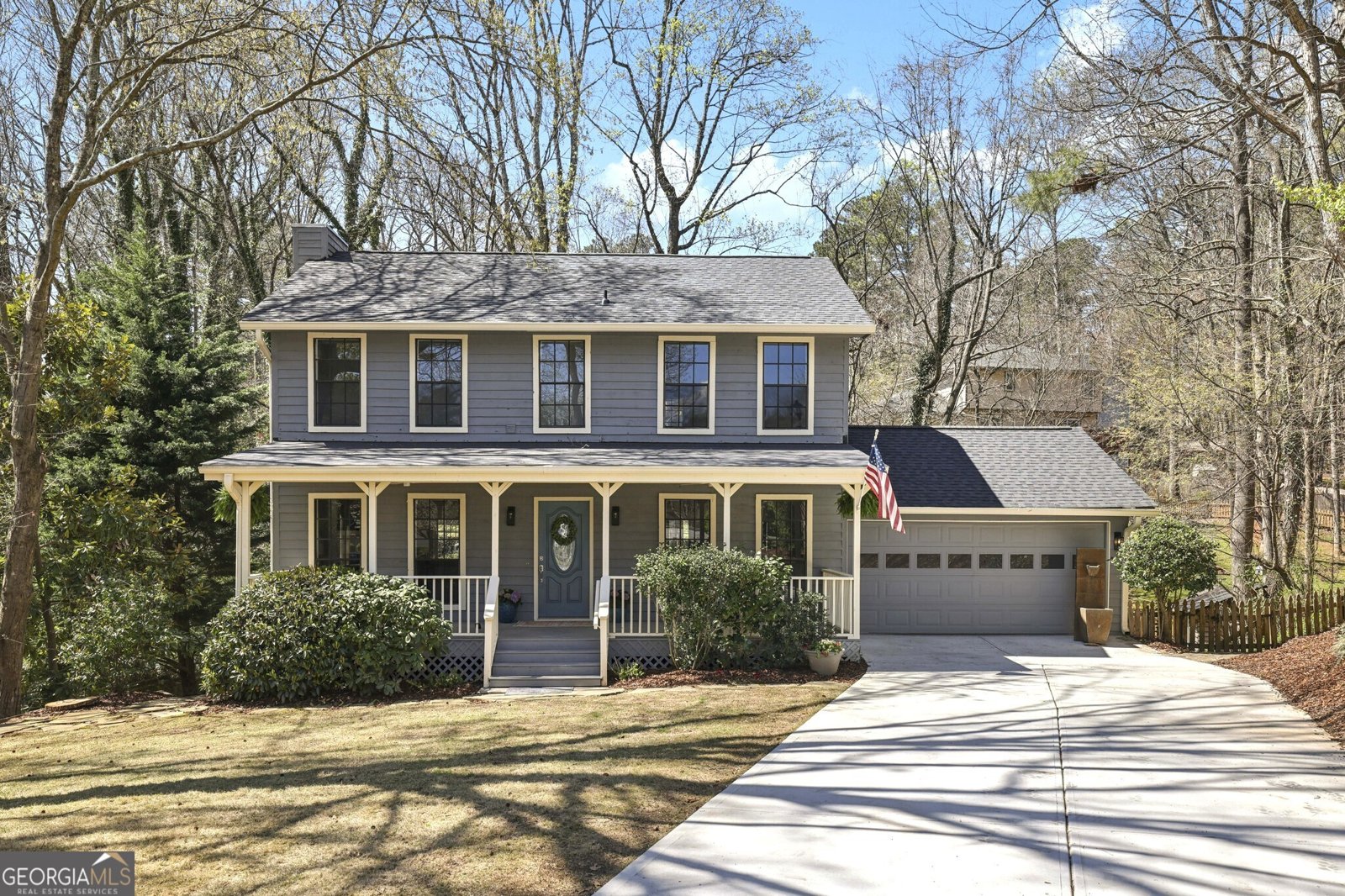 9950 Lake Forest Way Roswell - Photo 1