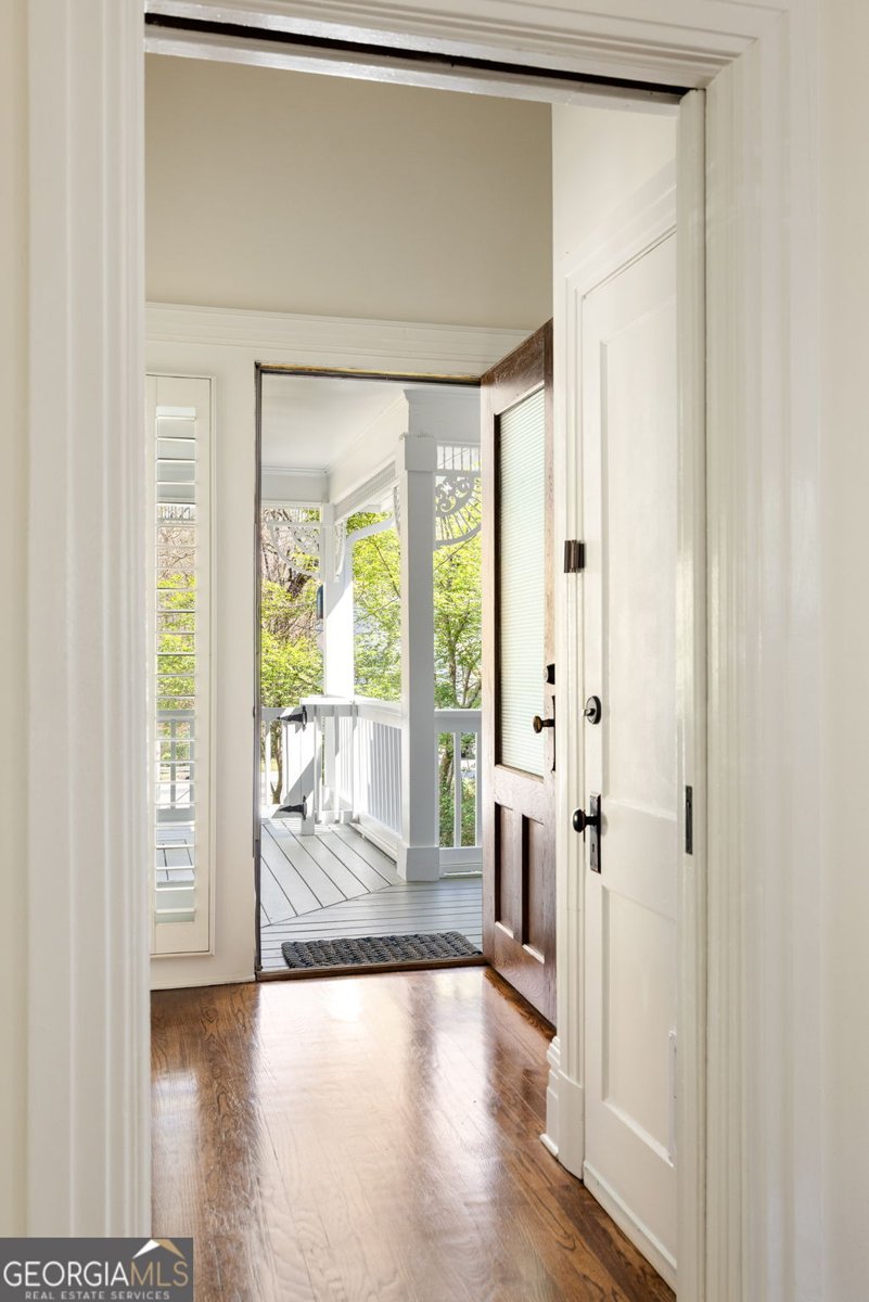 586 Harold Avenue Atlanta - Photo 6