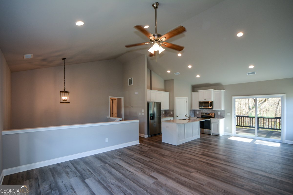 1816 Jessica Way Winder - Photo 10