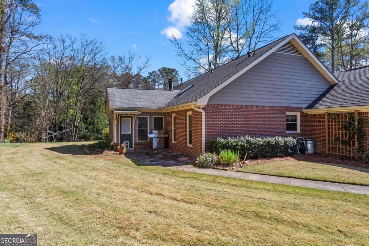 146 Lakeside Drive Kennesaw - Photo 24