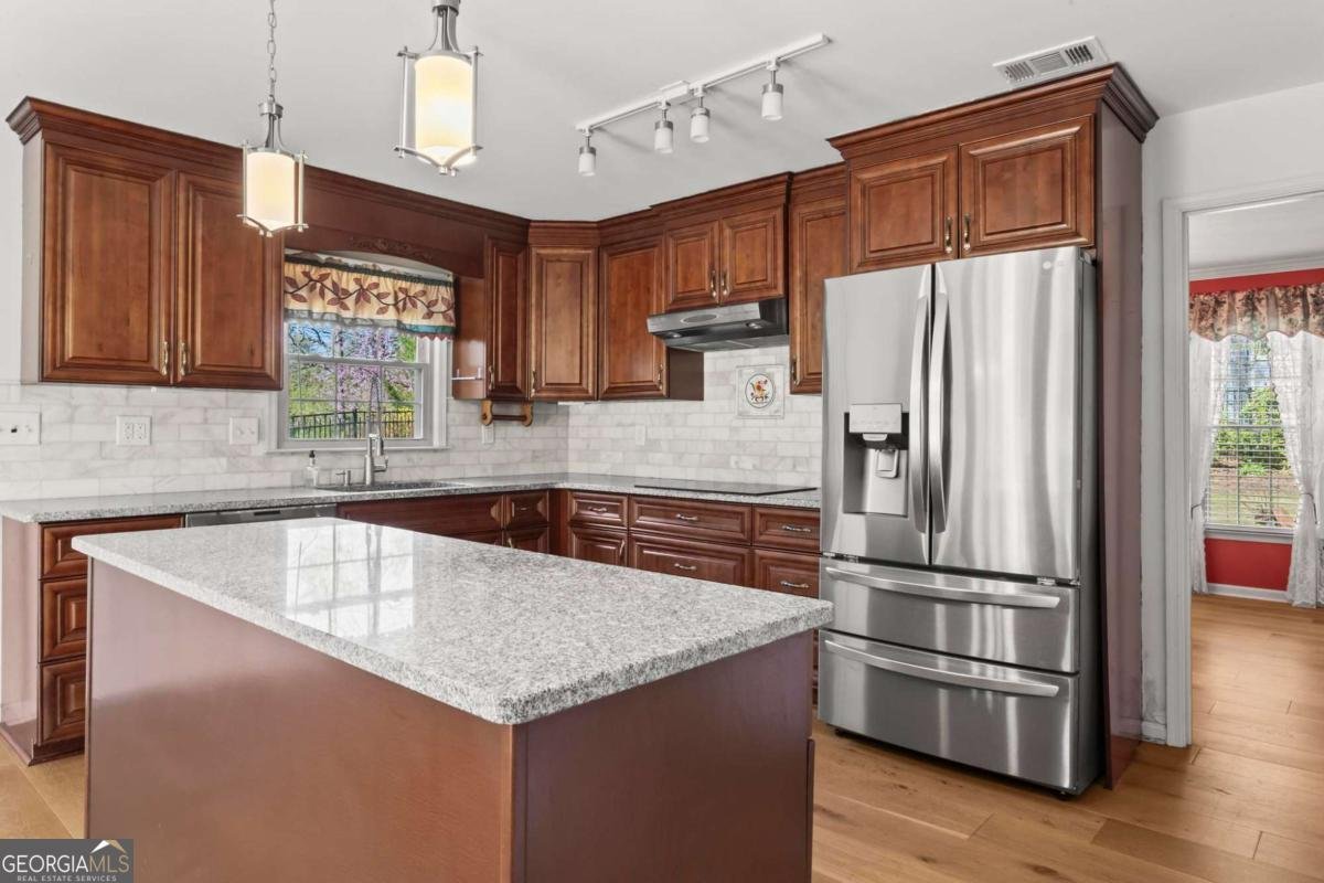 146 Lakeside Drive Kennesaw - Photo 8