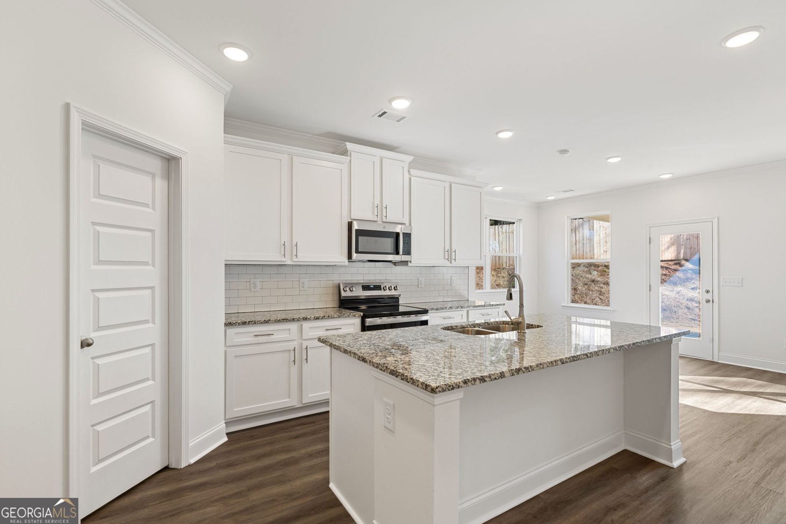 5645 Overview Drive Flowery Branch - Photo 8