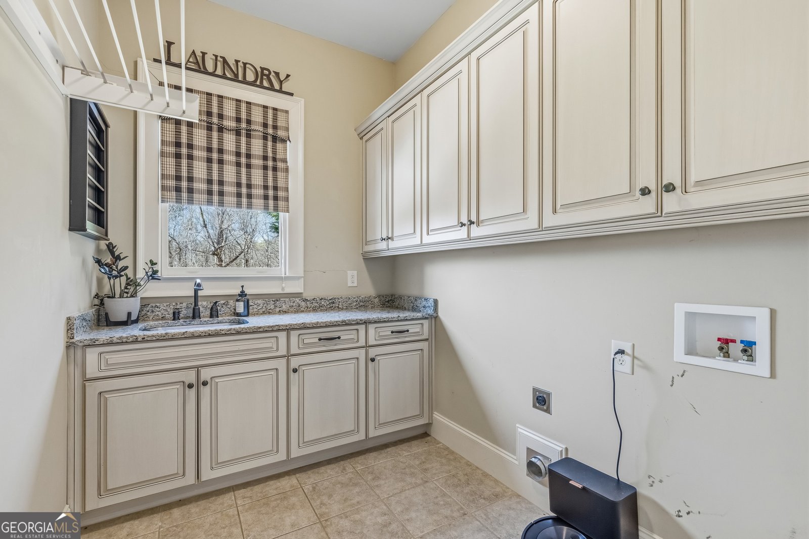 431 Tralee Court Statham - Photo 15