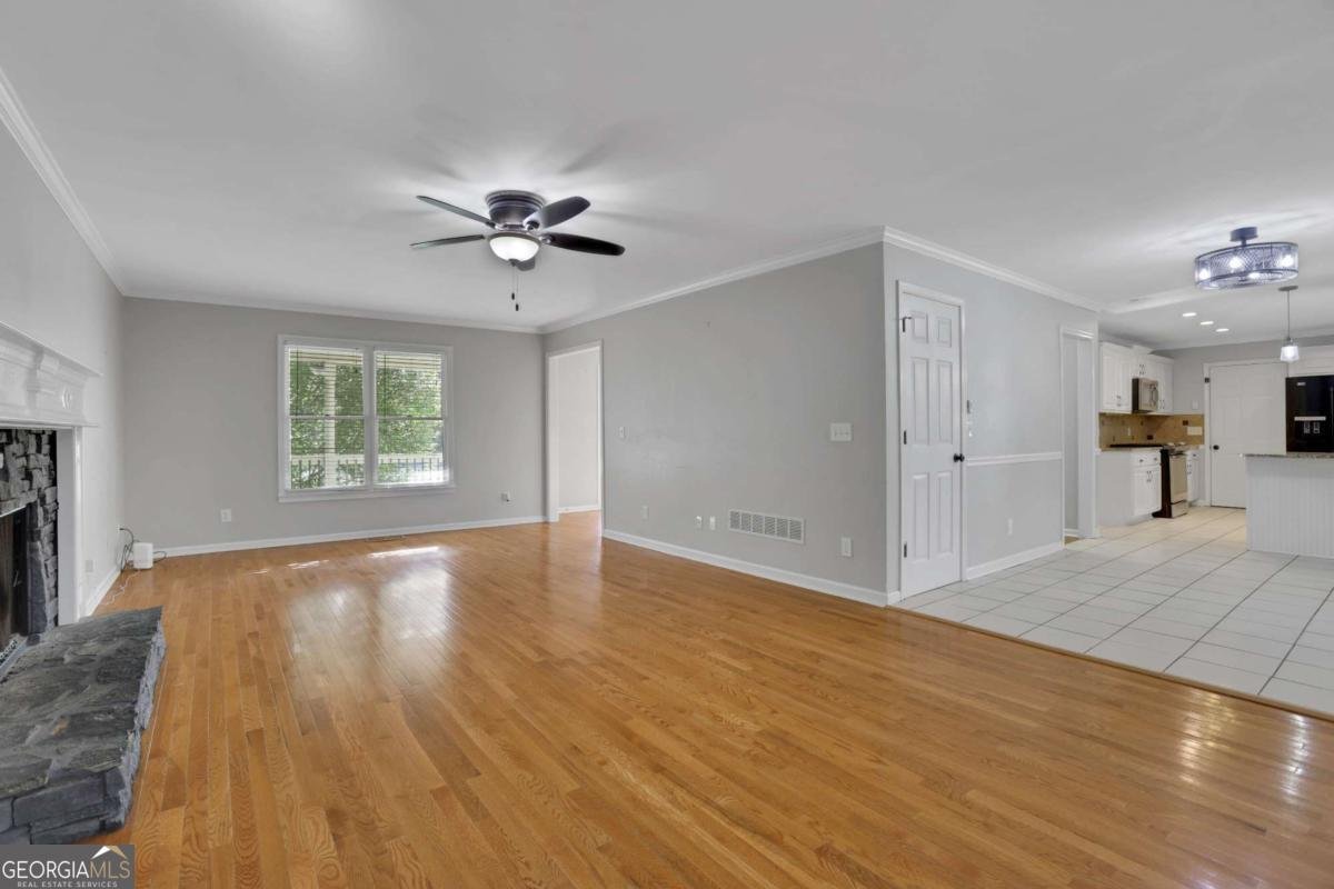 6049 Wyndham Woods Drive Powder Springs - Photo 8