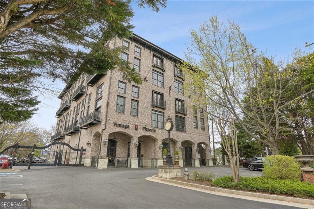 5434 Peachtree Road Atlanta - Photo 1